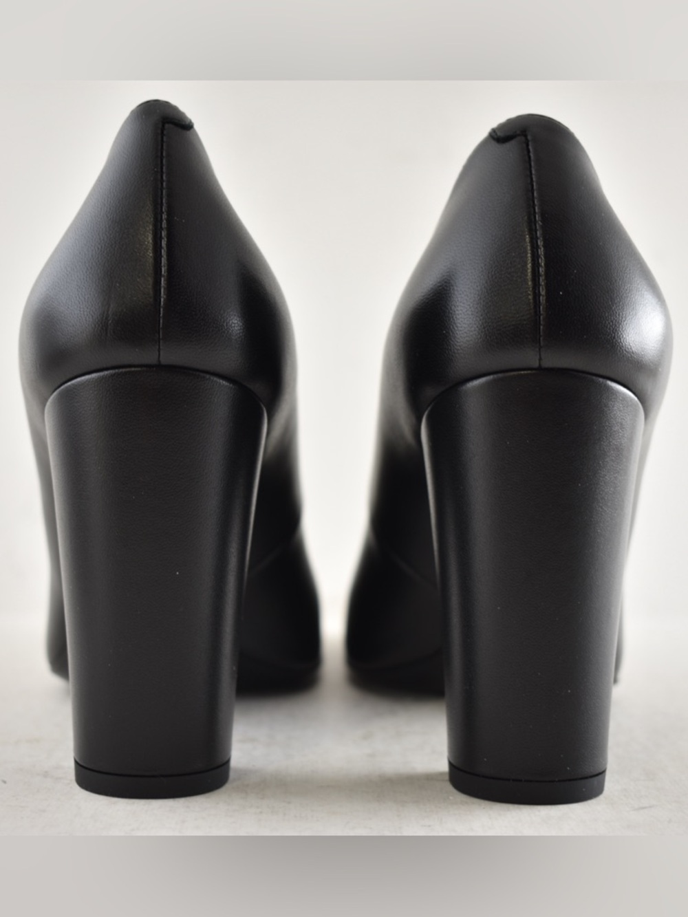 Chanel 26S Blazy Black White Square Turnlock Gold CC Logo Block Heel Pump 38.5 - Picture 15 of 16